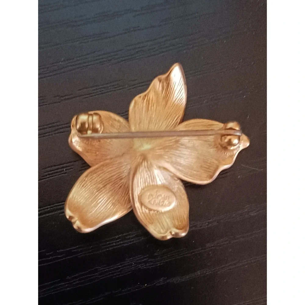 Joan Rivers Vintage Pastel Ombre Flower Brooch Faux Pearl Gold Tone Pin